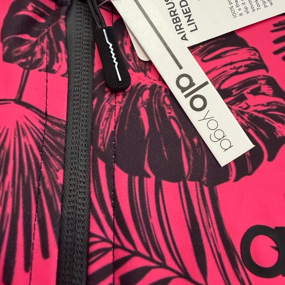 NWT Alo yoga Matching Set tropical Jungle Print Sample - Picture 10 of 12